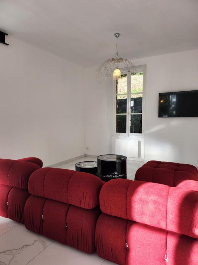 Maison Face A L'Abbaye D'Hautvillers - 2 Bedrooms 2 Bathrooms, Parking Ngoại thất bức ảnh